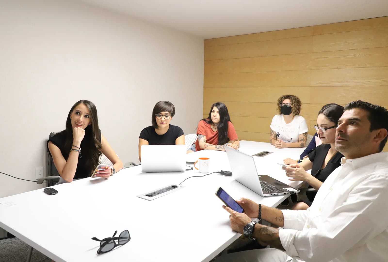 Sala de juntas por hora imagen 2